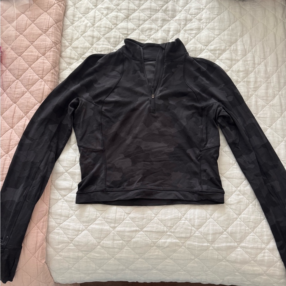 Lululemon Black Camo Cropped Half Zip